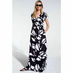 Hot Squash Black Iconic Maxi Dress