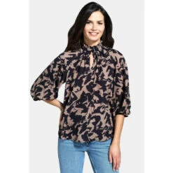 Hot Squash HotSquash Cream Balloon Top With High Collar